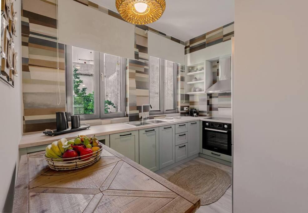 Enigma, A Lux And Boho City Apartment Downtown Préveza Kültér fotó